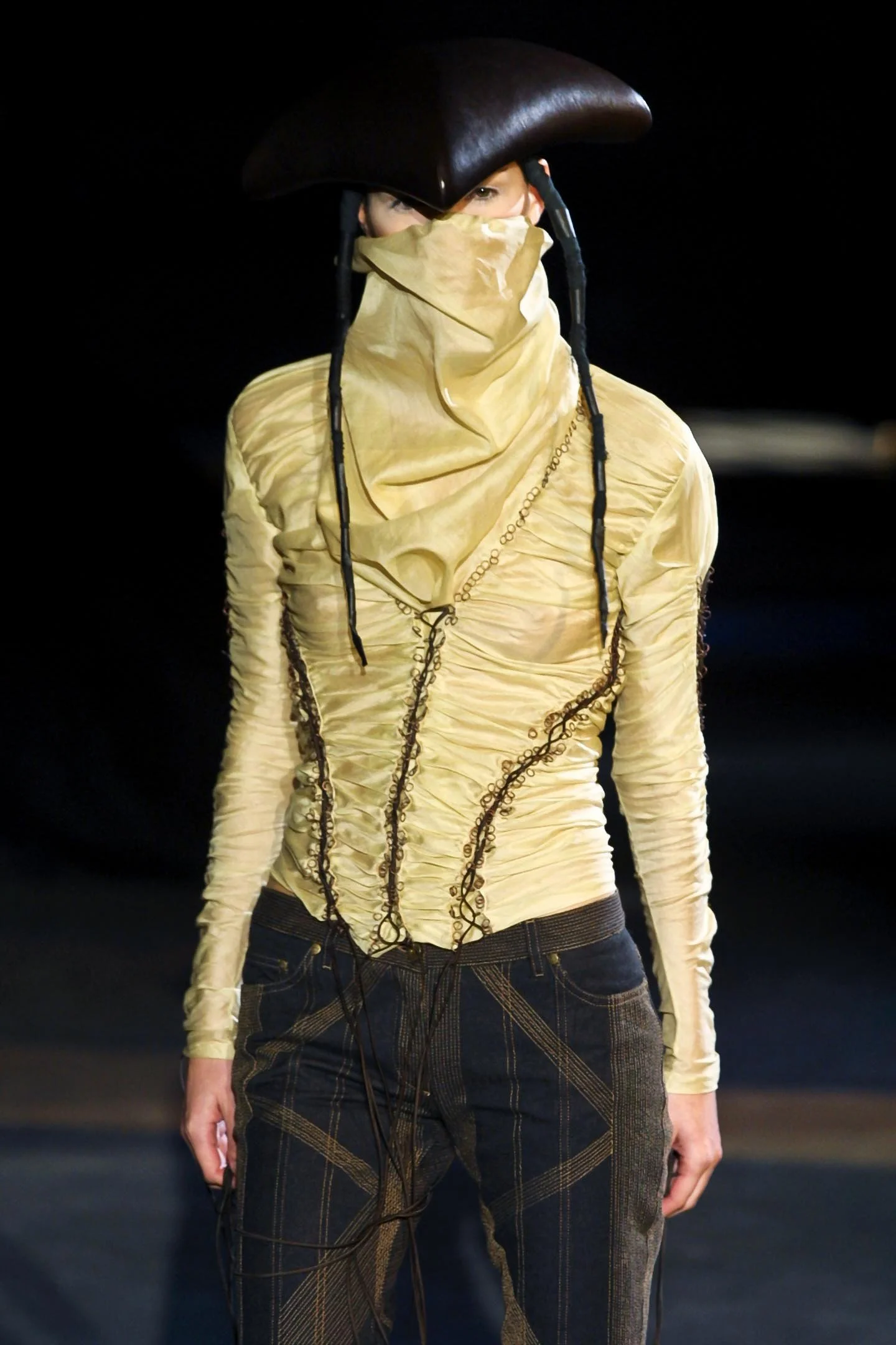 Alexander McQueen Fall 2002 'Supercalifragilistic' Runway Top — Un
